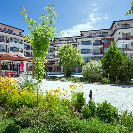 Robinson Vip Apartmets *